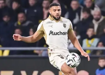 Lens Hold Ligue 1 Lead in Stunning Season